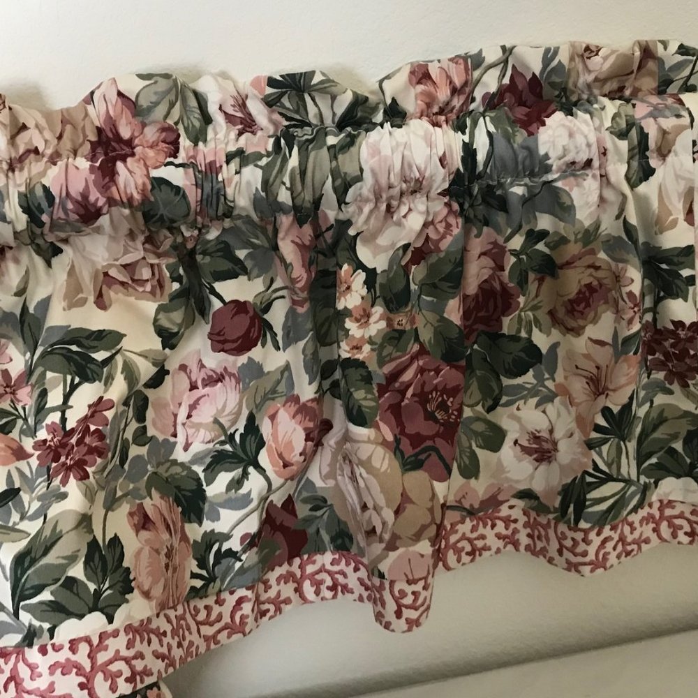 Pink and green cabbage rose window valance curtain